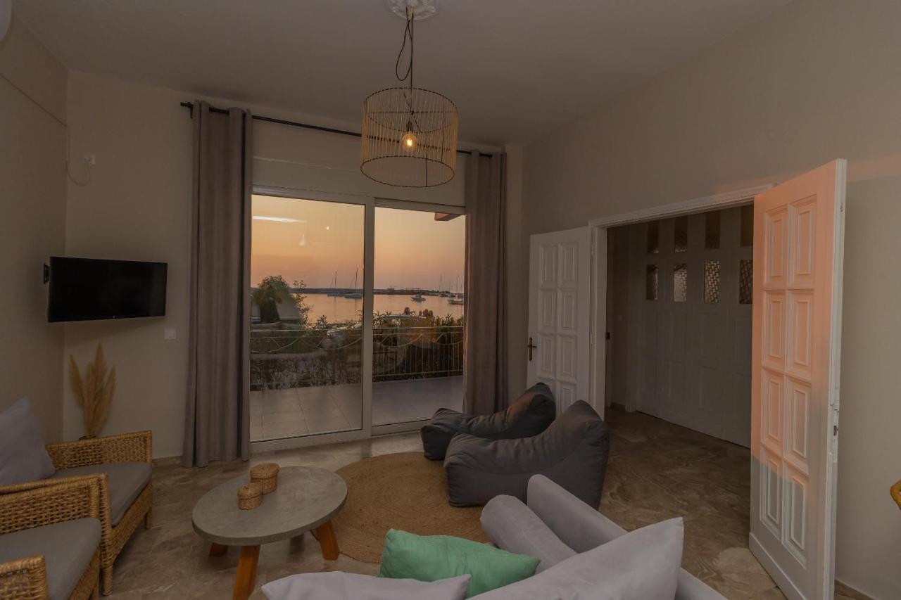 Phaos I Kyparissia Exterior photo